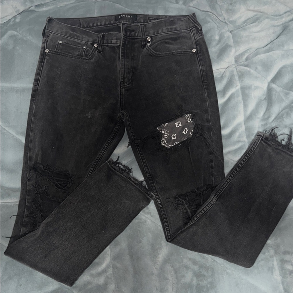 PacSun Black Distressed Men's Jeans